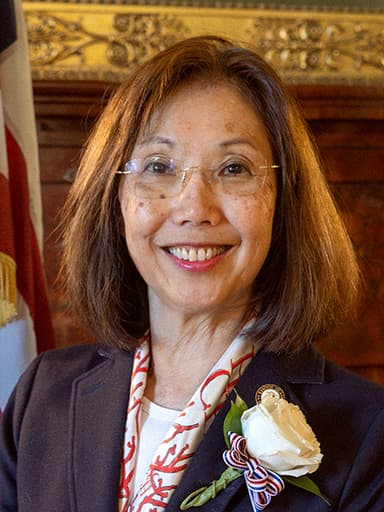 Official portrait of Linda Ujifusa, archived from ri-ga-member-directory.
