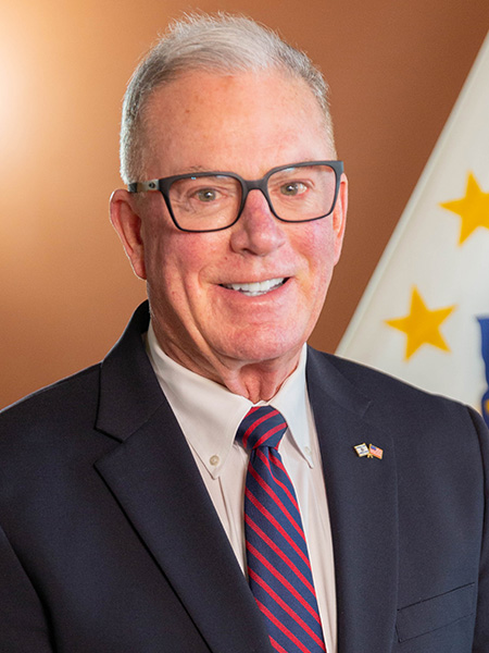 Official portrait of Joseph McNamara.