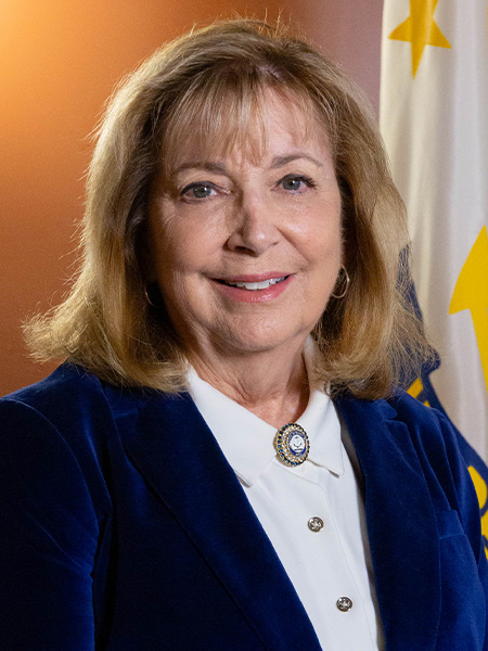 Official portrait of Susan Donovan.
