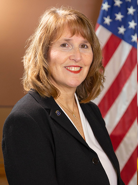 Official portrait of Michelle McGaw.