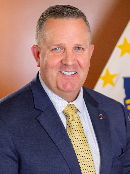 Official portrait of Earl Read.